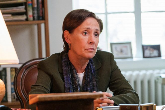 The Dropout - I'm in a Hurry - Photos - Laurie Metcalf