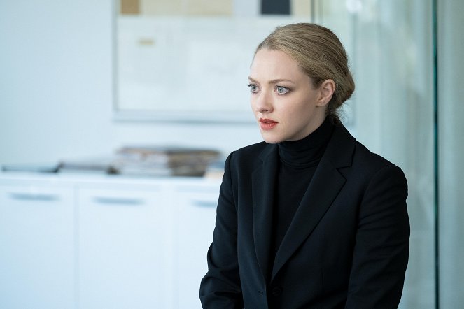 The Dropout - Heroes - Photos - Amanda Seyfried