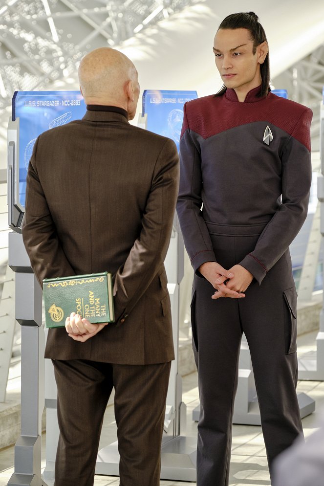 Star Trek: Picard - The Star Gazer - Kuvat elokuvasta - Evan Evagora