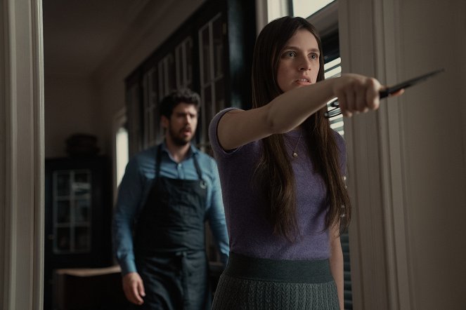 Servant - Hive - Filmfotos - Toby Kebbell, Nell Tiger Free