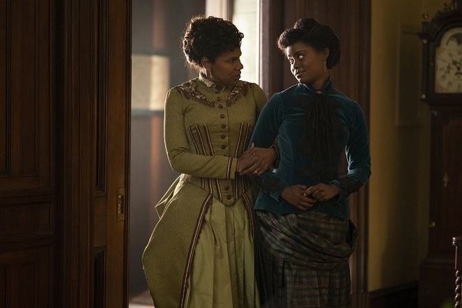 The Gilded Age - Tucked Up in Newport - Photos - Audra McDonald, Denée Benton