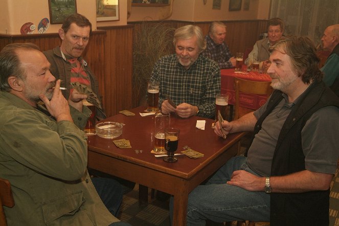 Náves - Druhá liga - Kuvat elokuvasta - Rudolf Hrušínský ml., Jiří Schmitzer, Josef Abrhám, Vladimír Kratina