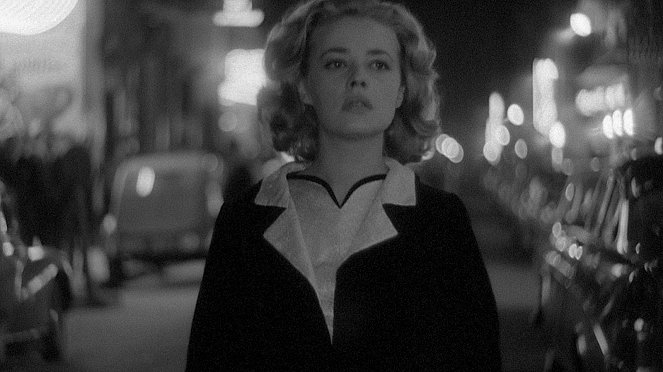 Lift to the Scaffold - Photos - Jeanne Moreau