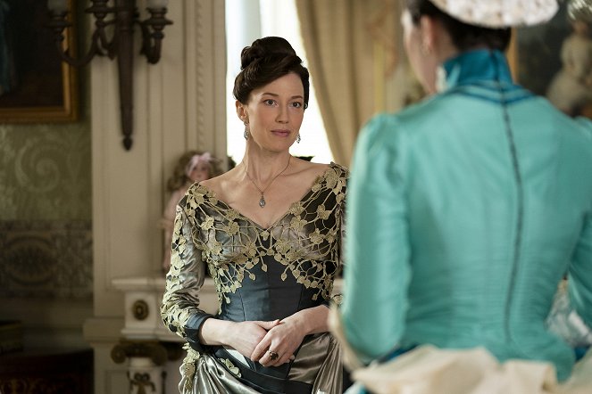 The Gilded Age - Heads Have Rolled for Less - Photos - Carrie Coon