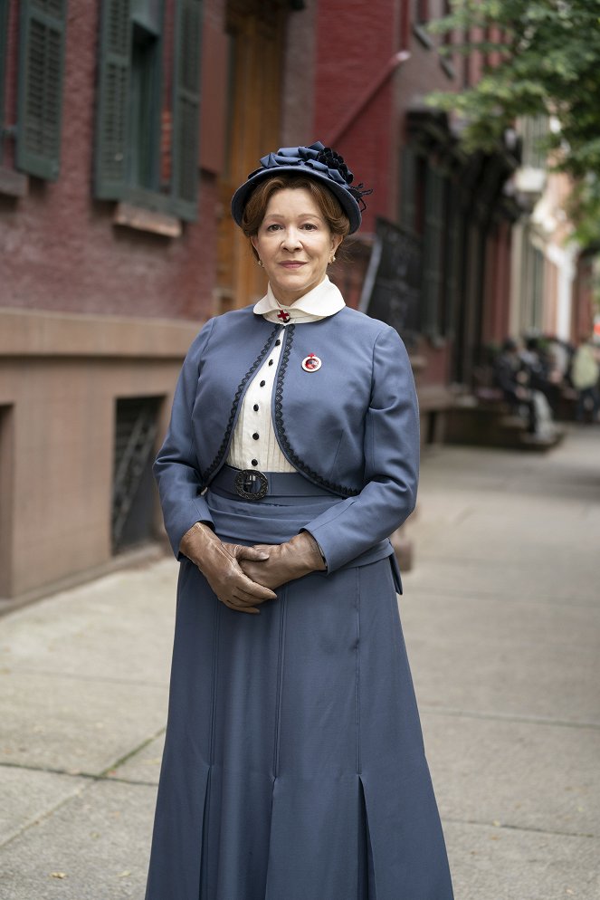 The Gilded Age - Season 1 - Heads Have Rolled for Less - Photos - Linda Emond