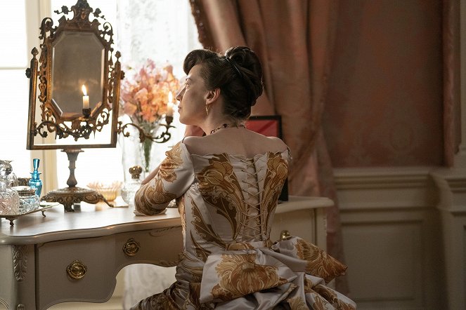 The Gilded Age - Erleuchtung - Filmfotos - Carrie Coon