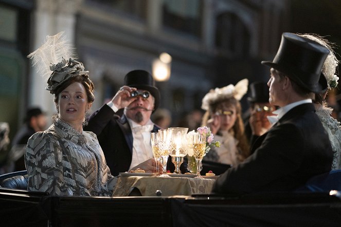 The Gilded Age - Erleuchtung - Filmfotos - Carrie Coon
