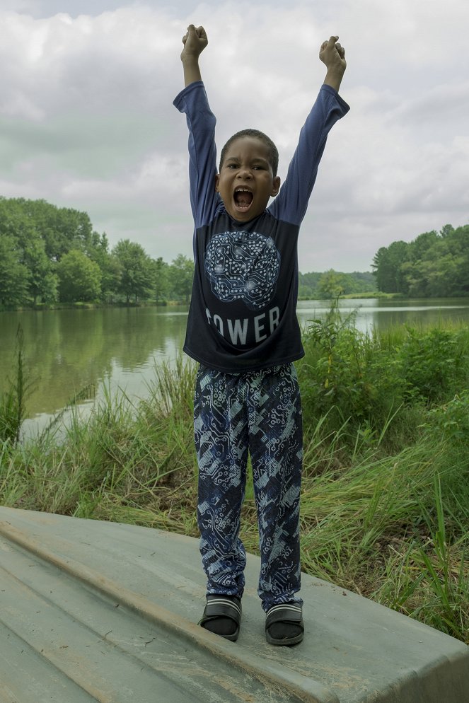 Raising Dion - Festung der Einsamkeit - Dreharbeiten - Ja'Siah Young