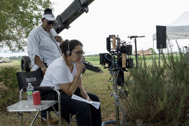 Criando Dion - Questão 104: Bem-vindo, espero que sobreviva - De filmagens - Rachel Goldberg