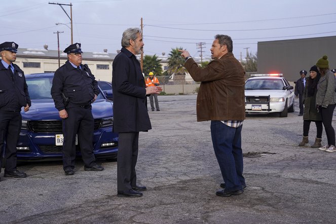 NCIS: Naval Criminal Investigative Service - Thick As Thieves - Photos - Gary Cole, Kevin Chapman