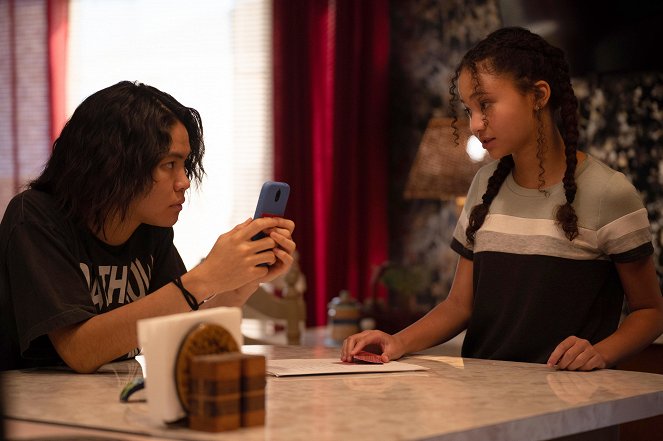 The Cleaning Lady - The Icebox - Filmfotos - Sean Lew, Faith Bryant