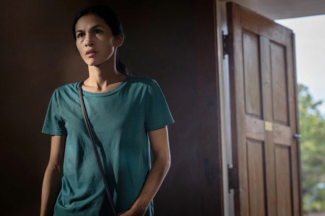 The Cleaning Lady - Mother's Mission - De la película - Elodie Yung