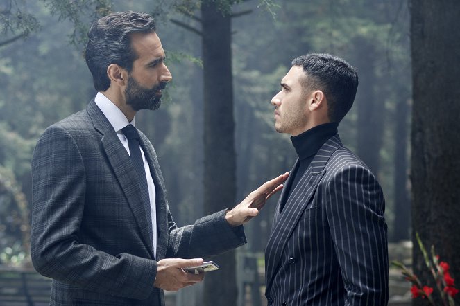 Dark Desire - Season 2 - A Dangerous Cocktail - Photos