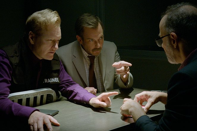 Murderville - Die Assistentin des Magiers - Filmfotos - Conan O'Brien, Will Arnett