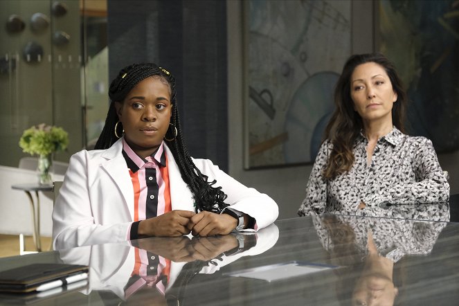 The Good Doctor - Rebellion - Photos - Bria Henderson, Christina Chang