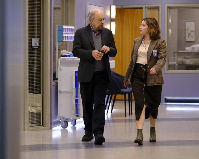 The Good Doctor - Bunt - Z filmu - Richard Schiff, Paige Spara