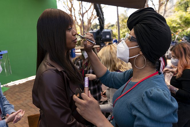 ¿Quién es Anna? - Hora de irse - Del rodaje - Laverne Cox