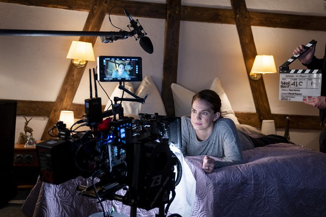 Inventing Anna - L'Histoire de quelqu'un - Tournage - Anna Chlumsky