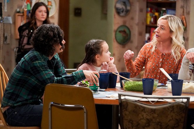 The Conners - Messy Situation, Miscommunication and Academic Probation - Photos - Alicia Goranson
