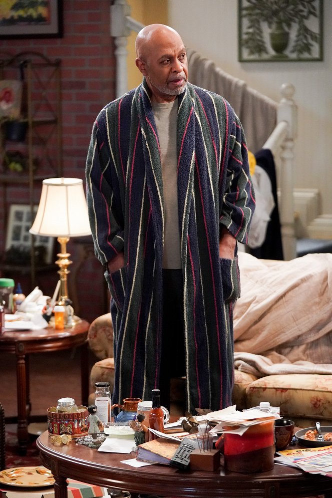 The Conners - Season 4 - Messy Situation, Miscommunication and Academic Probation - Photos - James Pickens Jr.