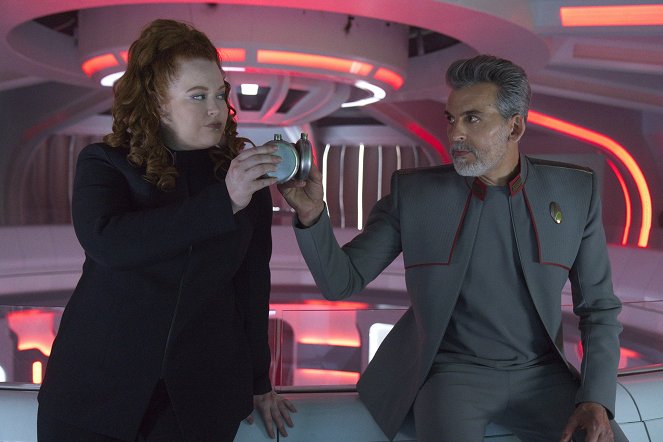 Star Trek: Discovery - Coming Home - Photos - Mary Wiseman, Oded Fehr