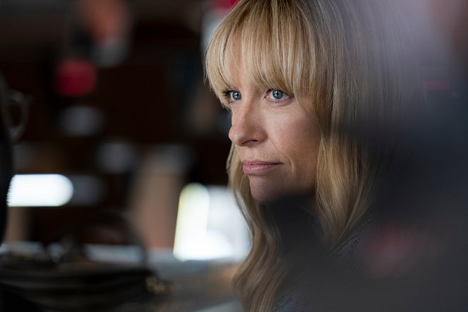Pieces of Her - Episode 5 - Photos - Toni Collette