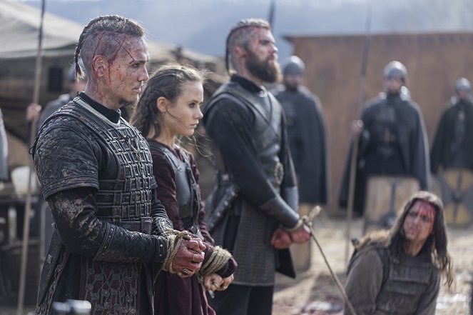 The Last Kingdom - Episode 6 - Van film - Eysteinn Sigurðarson, Ruby Hartley