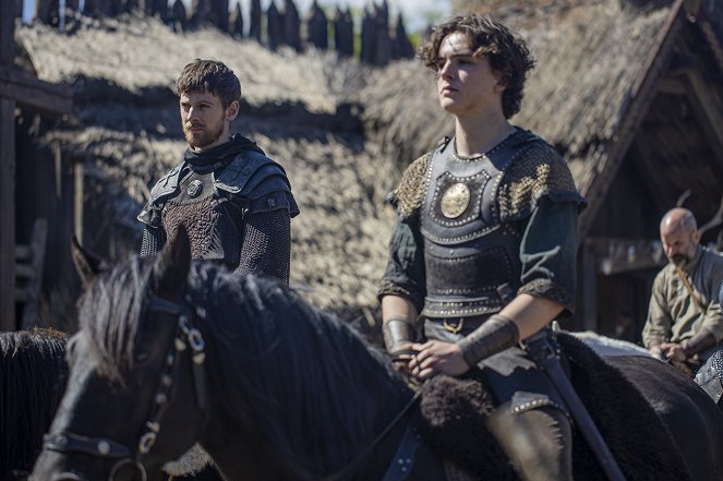 The Last Kingdom - Episode 9 - Photos - James Northcote, Harry Gilby