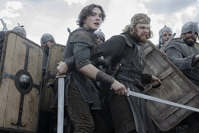 The Last Kingdom - Episode 10 - Photos - Harry Gilby, Timothy Innes
