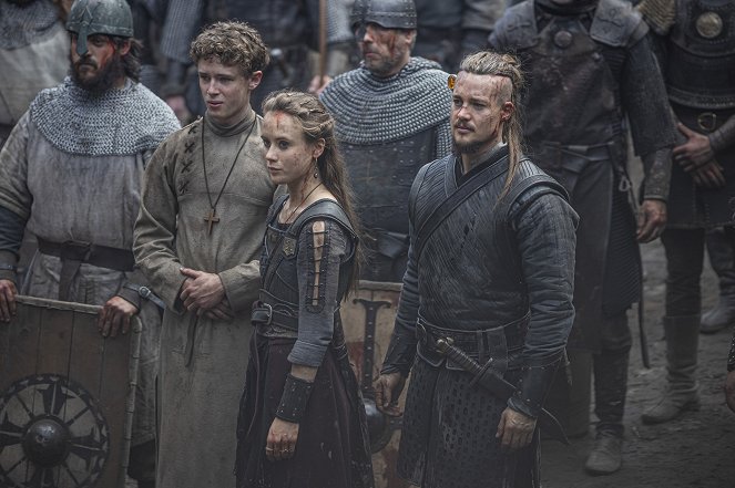 The Last Kingdom - Season 5 - Episode 10 - Photos - Finn Elliot, Eliza Butterworth, Alexander Dreymon