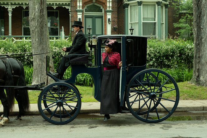 Murdoch Mysteries - The Things We Do for Love: Part 1 - Photos - Shanice Banton