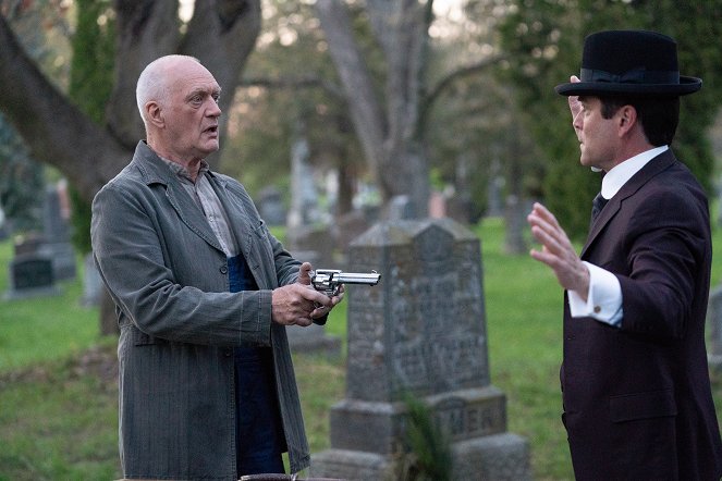 Murdoch Mysteries - Manhunt - Photos