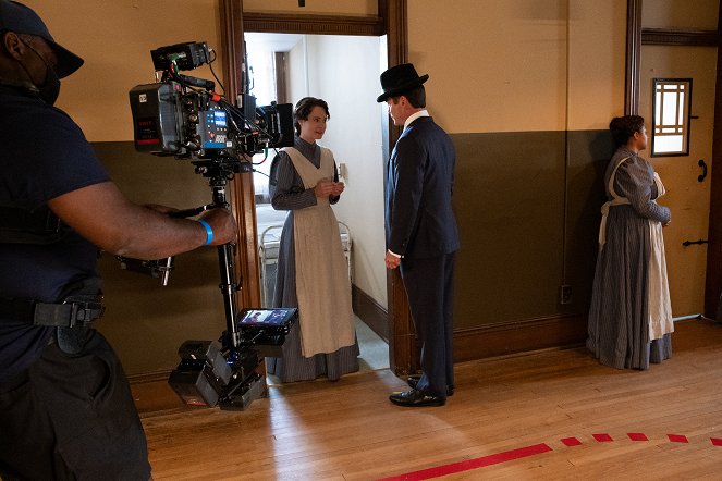 Murdoch Mysteries - I Know What You Did Last Autumn - Making of