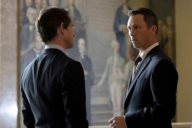 Law & Order - The Right Thing - Photos - Jeffrey Donovan