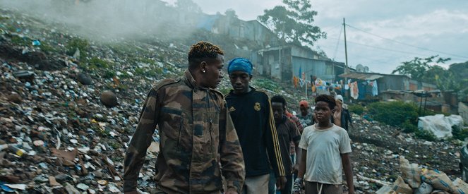 Tropique de la violence - Do filme - Fazal Bacar-Moilim, Gilles-Alane Ngalamou Hippocrate
