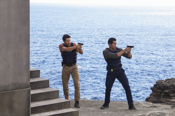 NCIS: Hawai'i - Breach - Do filme - Noah Mills, Alex Tarrant