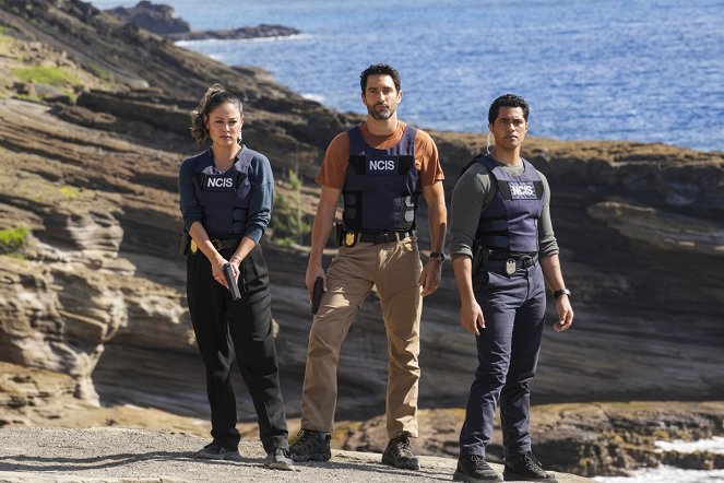 Agenci NCIS: Hawaje - Breach - Z realizacji - Vanessa Lachey, Noah Mills, Alex Tarrant
