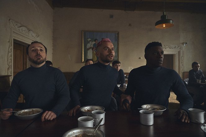 La Revanche des Crevettes Pailletées - Z filmu - Romain Lancry