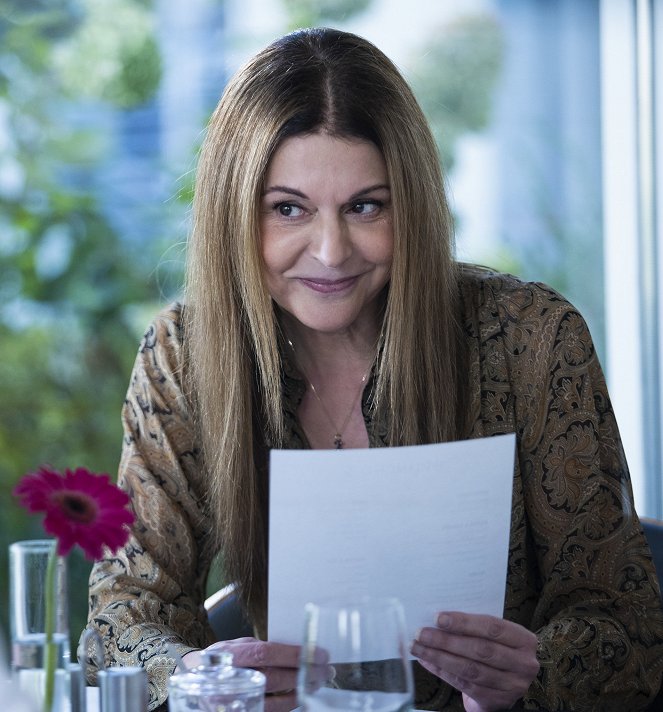 The Resident - Old Dogs, New Tricks - Photos - Jane Leeves