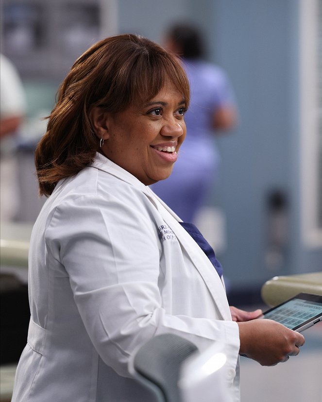 Grey's Anatomy - Die jungen Ärzte - Season 18 - Auf Reisen - Filmfotos - Chandra Wilson