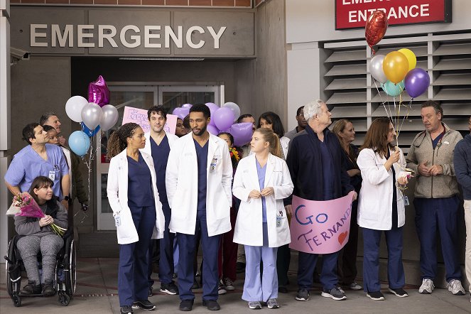 Grey's Anatomy - Jusqu'au bout du monde - Film - Kelly McCreary, Anthony Hill, Jaicy Elliot