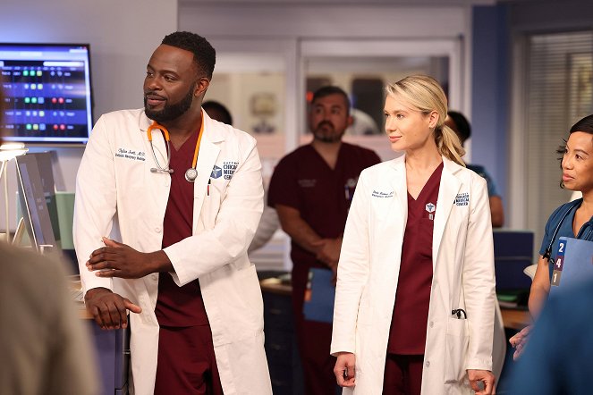 Nemocnice Chicago Med - Série 7 - You Can't Always Trust What You See - Z filmu - Guy Lockard, Kristen Hager