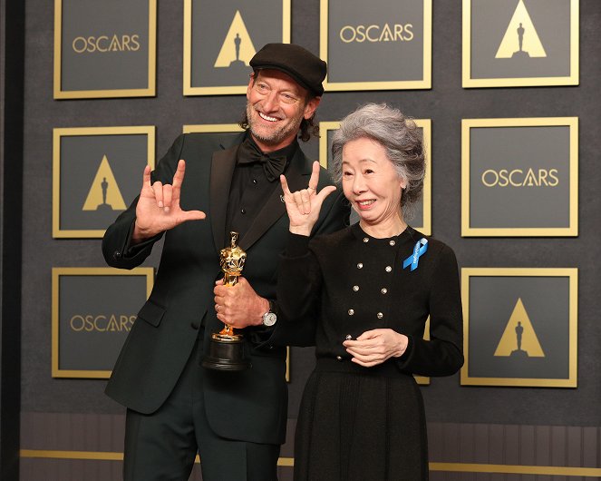 Oscar-gaala 2022 - Promokuvat - Troy Kotsur, Yuh-jung Youn