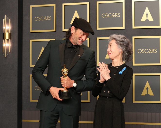 Oscar 2022 - Die Academy Awards - Live aus L.A. - Werbefoto - Troy Kotsur, Yuh-jung Youn