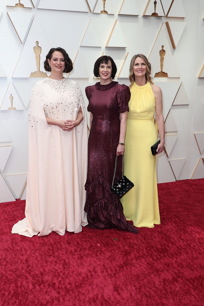 Oscar 2022 - Z akcií - Red Carpet - Laura Berwick, Tamar Thomas, Becca Kovacik