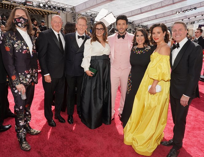 94th Annual Academy Awards - Z imprez - Red Carpet - Byron Howard, Jared Bush, Yvett Merino, Clark Spencer