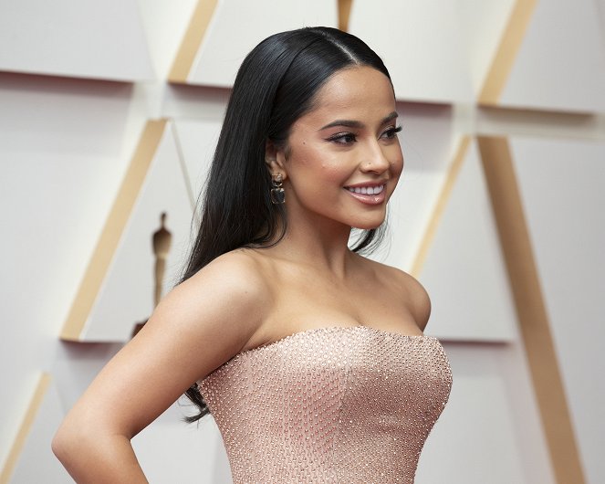 Oscar-gaala 2022 - Tapahtumista - Red Carpet - Becky G