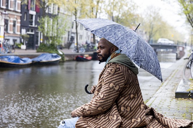Atlanta - Season 3 - Sinterklaas přichází do města - Z filmu
