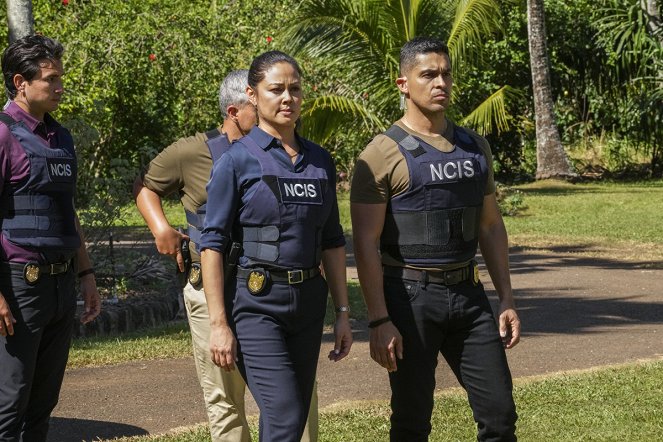 NCIS: Hawai'i - T'N'T - Van film - Vanessa Lachey, Wilmer Valderrama