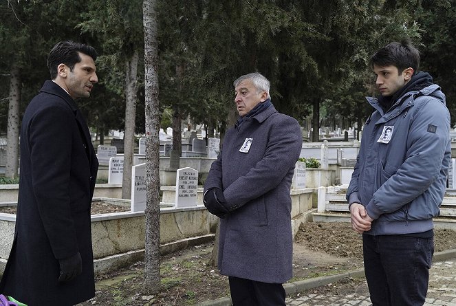 Yargı - Episode 26 - De la película - Kaan Urgancıoğlu, Hüseyin Avni Danyal, Arda Anarat